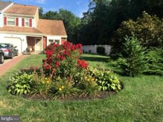 16 Madison St, Swedesboro, NJ 08085