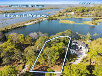 409 Lakeshore Dr, Sunset Beach, NC 28468