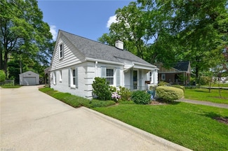 1708 W Friendly Ave, Greensboro, NC 27403