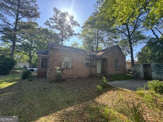 1727 Eveline Ave, MacOn, GA 31204