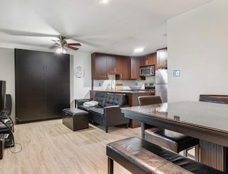 2450 Ashdale Dr Unit A201, Austin, TX 78757
