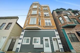 1946 S Racine Ave Unit 2R, Chicago, IL 60608