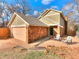 1921 Willow Creek Rd, Edmond, OK 73013