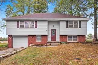 808 SW 3rd St, Concordia, MO 64020