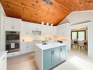 10 Winch Way, Natick, MA 01760