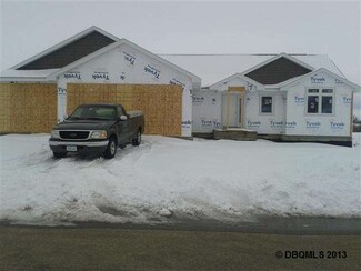 1200 7th Ave SE, Cascade, IA 52033
