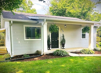 402 Standing Stone Hwy, Hilham, TN 38568