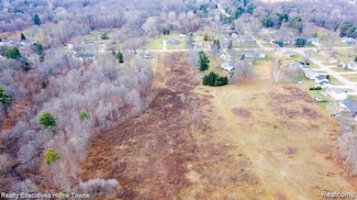 00 Parker Rd, Fort Gratiot, MI 48059