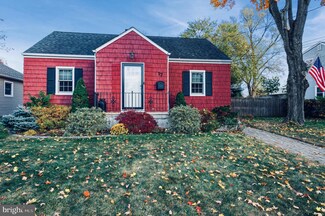 17 Fisher Ave, Middlesex, NJ 08846