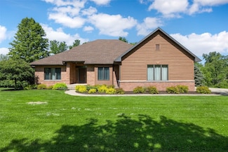 1354 Fox Meadow Ct NE, Swisher, IA 52338