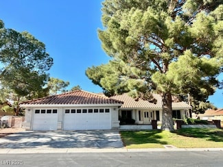 1740 Camara Dr, Las Vegas, NV 89123