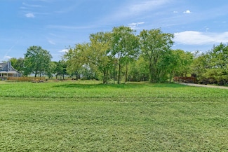 2524 Mountain Climb Rd, Sherman, TX 75092