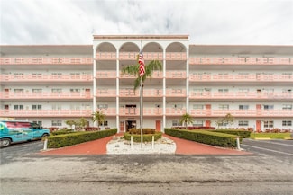 5501 80th St N Unit 207, Saint Petersburg, FL 33709