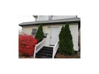 1596 E 82nd St, Cleveland, OH 44103