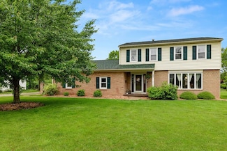 66 Pearl Dr, Shelby, OH 44875