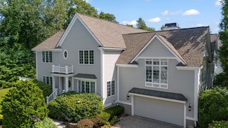 20 Nantucket Dr, North Andover, MA 01845