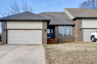 4233 S Kimbrough Ave, Springfield, MO 65810
