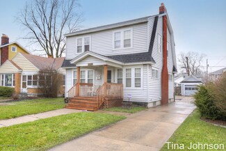 937 Lake Michigan Dr NW, Grand Rapids, MI 49504