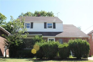 25475 Chatworth Dr, Euclid, OH 44117