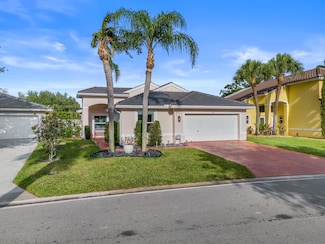 8125 Pelican Harbour Dr, Lake Worth, FL 33467