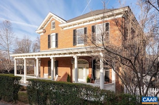 400 Altamont Cir, Charlottesville, VA 22902