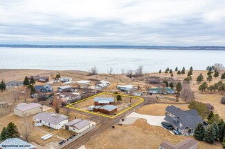 11346 Fairway Dr, Ray, ND 58849