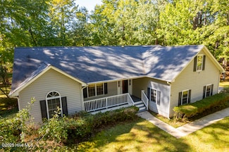 7103 Brigantine Blvd, Oriental, NC 28571