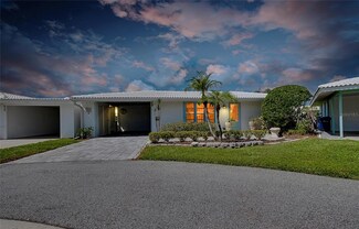 517 Circlewood Dr Unit Q13, Venice, FL 34293