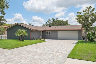 105 Country Villas Dr, Safety Harbor, FL 34695