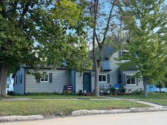 903 E 3rd St, Webster, SD 57274