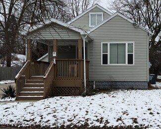 1634 Vermont Ave, Lansing, MI 48906