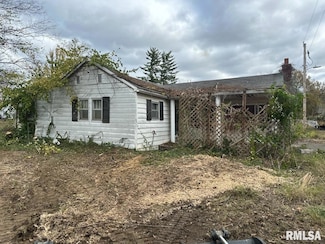 602 E Lincoln St, Galatia, IL 62935