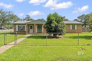 306 W Banyan St, Bay Minette, AL 36507