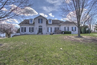 8 Southbrooke Place, Mount Zion, IL 62549