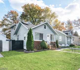 403 John St, Roselle, NJ 07203