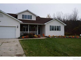4571 S Ayers Rd, Akron, NY 14001