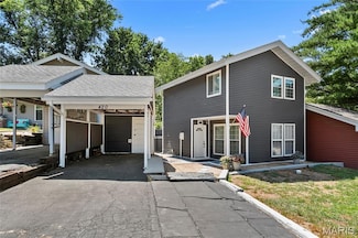 420 Echo Hill Dr, Ballwin, MO 63021