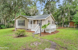 106 Verdier Rd, Beaufort, SC 29902