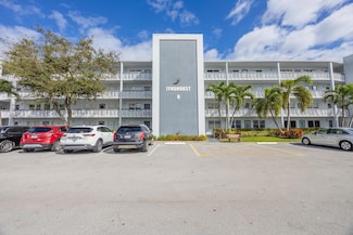 2005 Lyndhurst H, Deerfield Beach, FL 33442