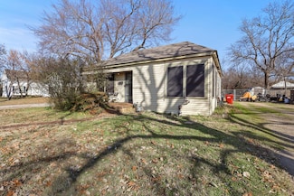 316 N Washington St, Farmersville, TX 75442