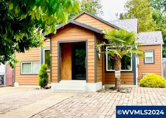 730 Thompson Ave NE, Salem, OR 97301
