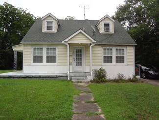 321 Pine St, Kinston, NC 28501