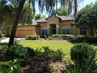 5315 Lazy Oaks Ln, Orlando, FL 32839