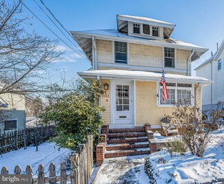 2133 N Pollard St, Arlington, VA 22207