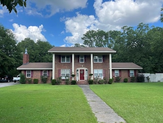 2611 Emmett Dr, Tifton, GA 31794