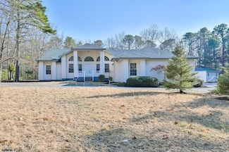 712 S 2nd Ave, Galloway, NJ 08205
