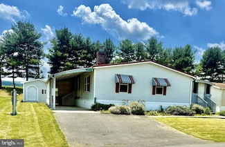 242 Waverly Ct, Fayetteville, PA 17222