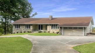 981 Countryside Dr, Ringgold, VA 24586