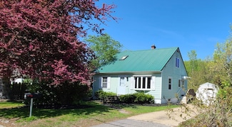 51 Applevale Dr, Dover, NH 03820