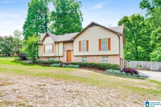 96 Monterey Ct, Pleasant Grove, AL 35127